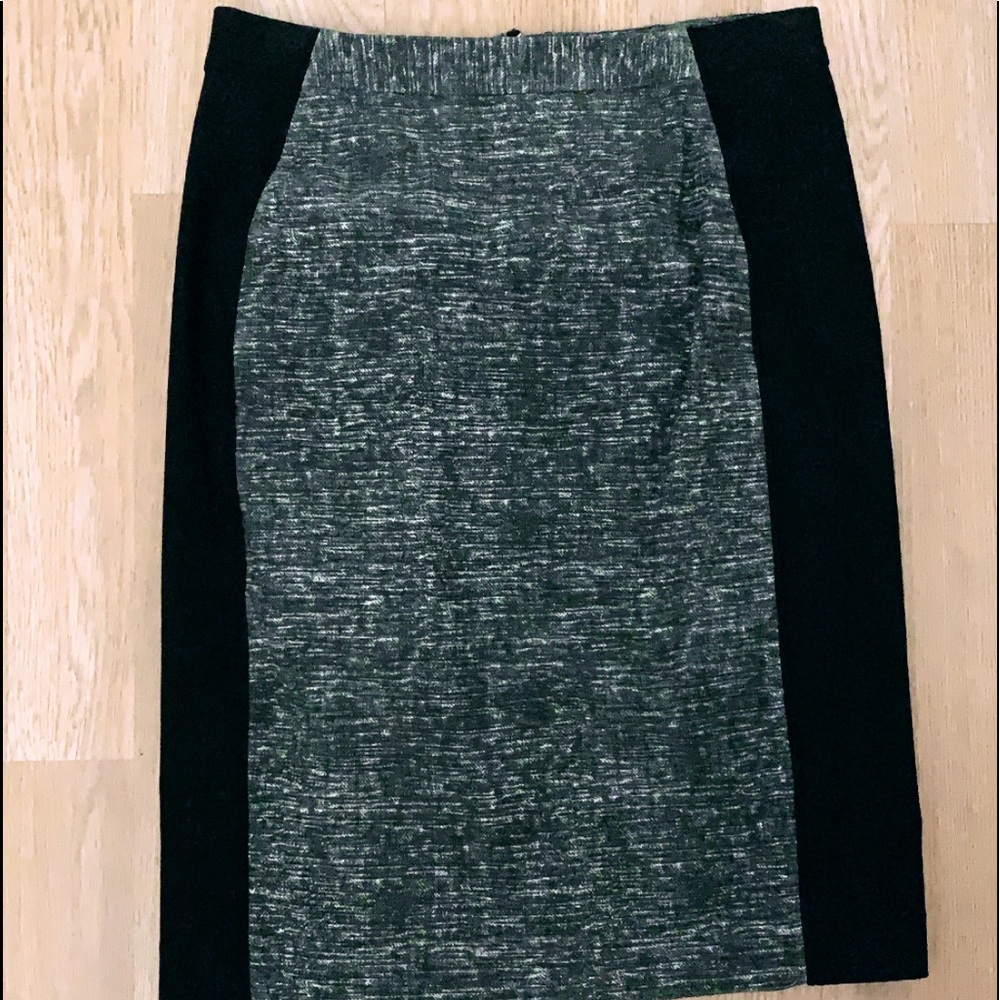 Above the knee skirt